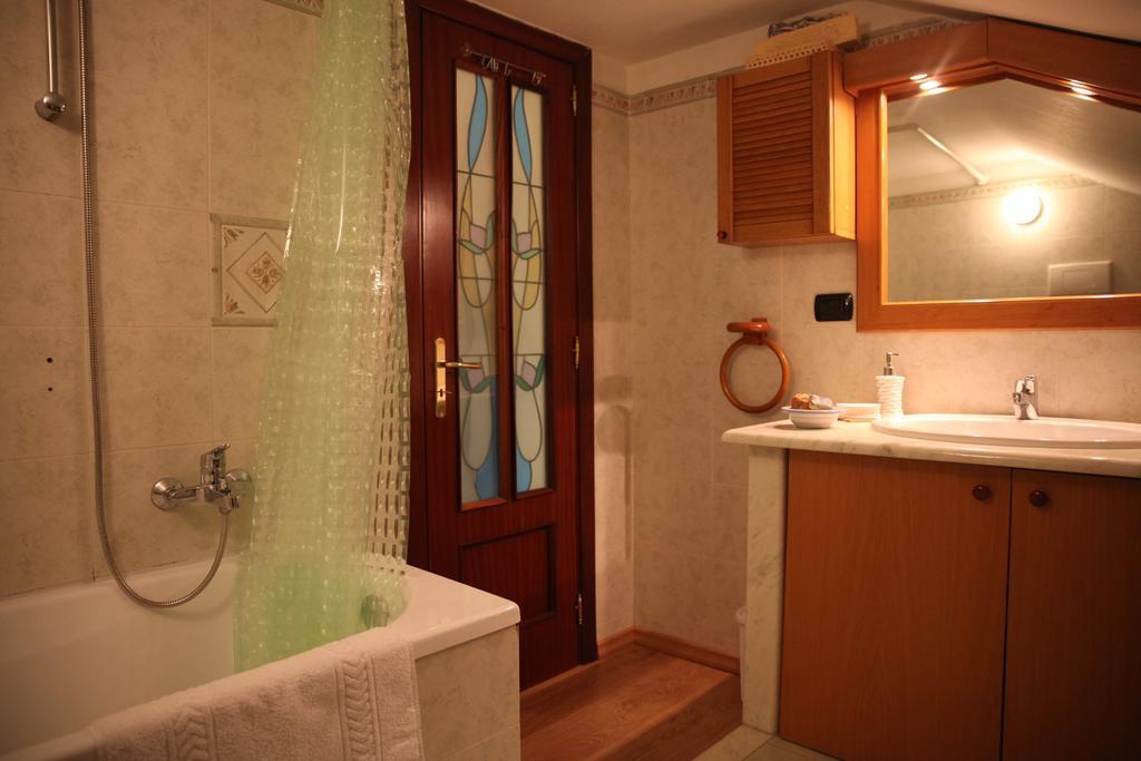 La Castellana Apartment Salerno Ngoại thất bức ảnh